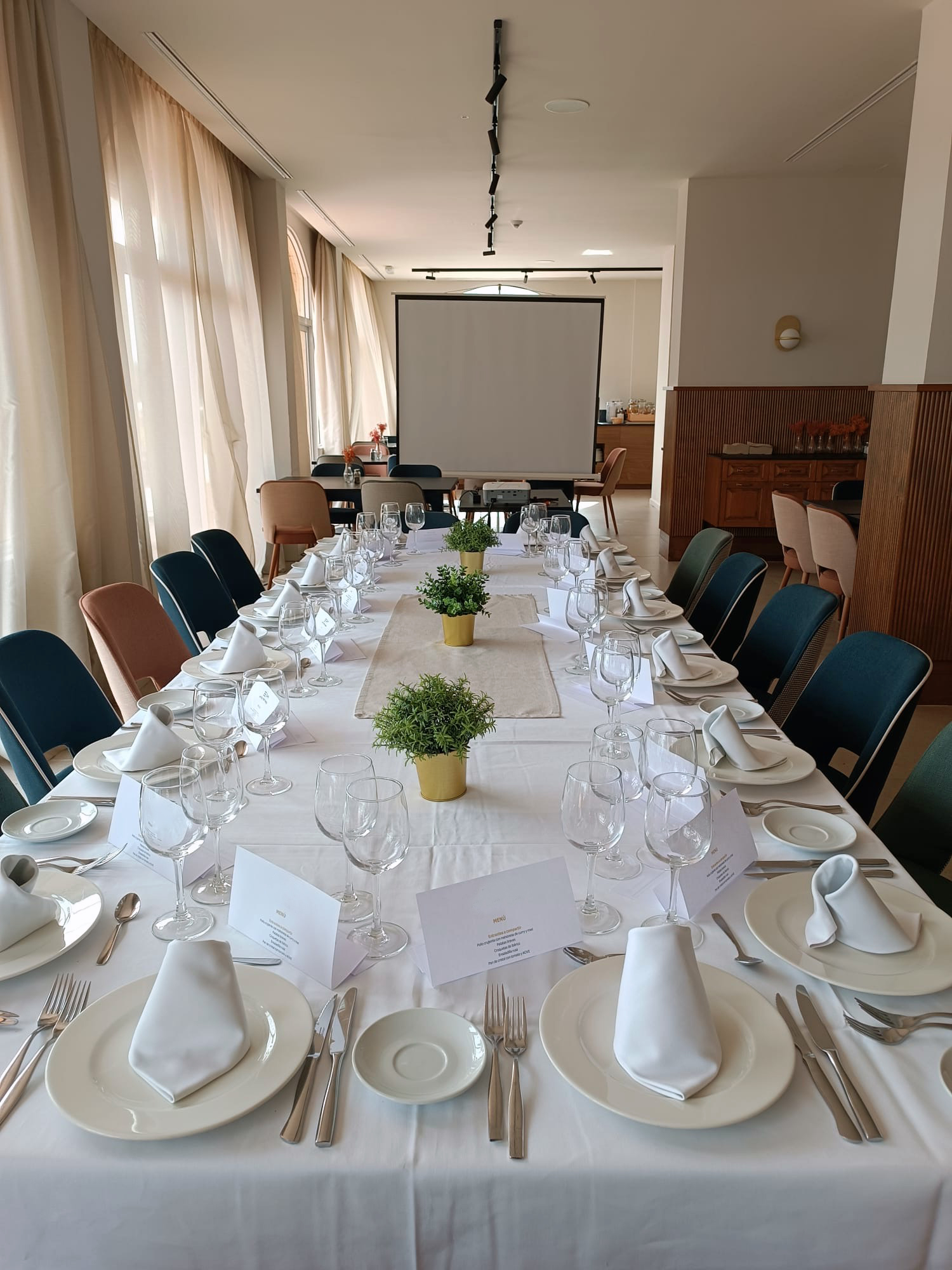 002_alta_portmao Salon.jpeg